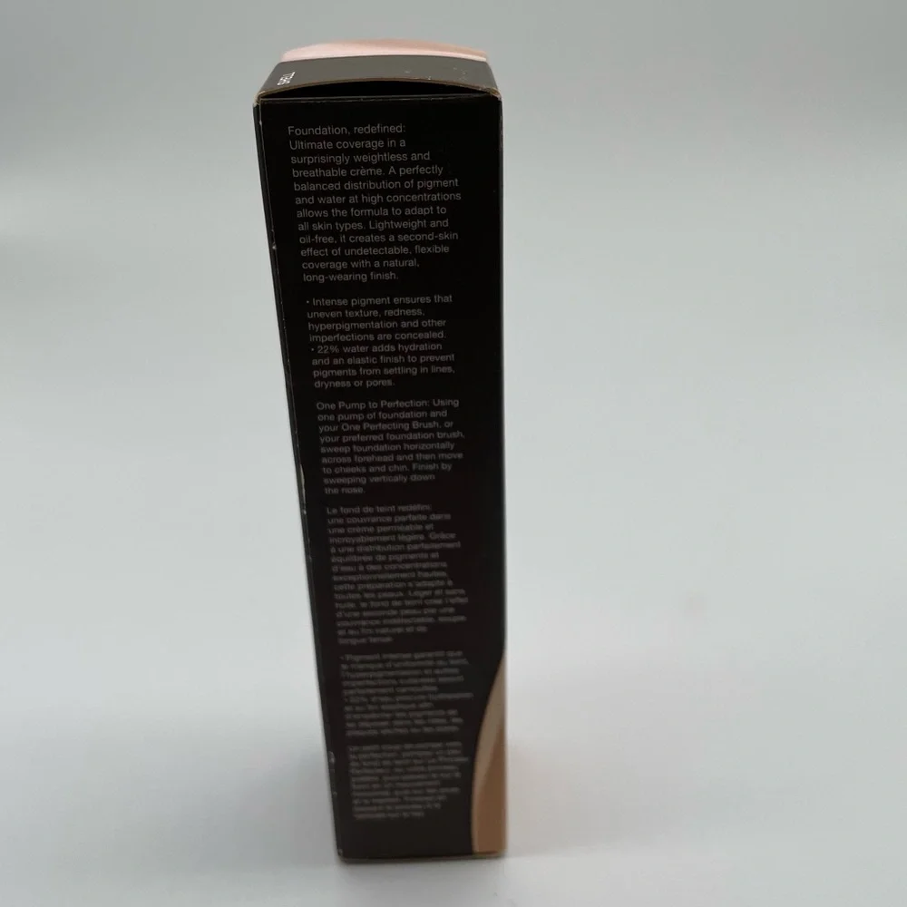 Becca Ultimate Coverage 24 Hour Long-wear Foundation Shell